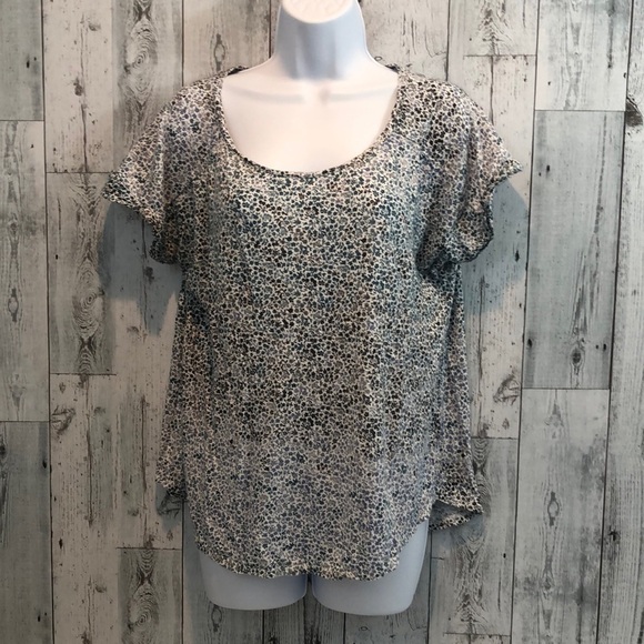 Lucky Brand Floral Back Slit Top Large - Picture 1 of 9